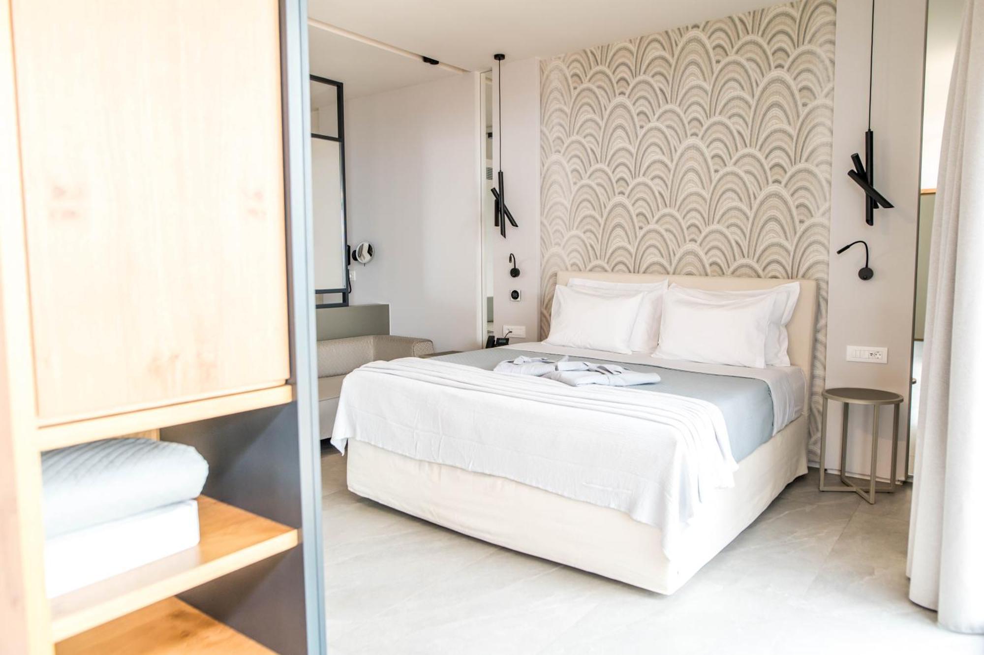 Alissachni Seaside Hotel 데르베니 외부 사진
