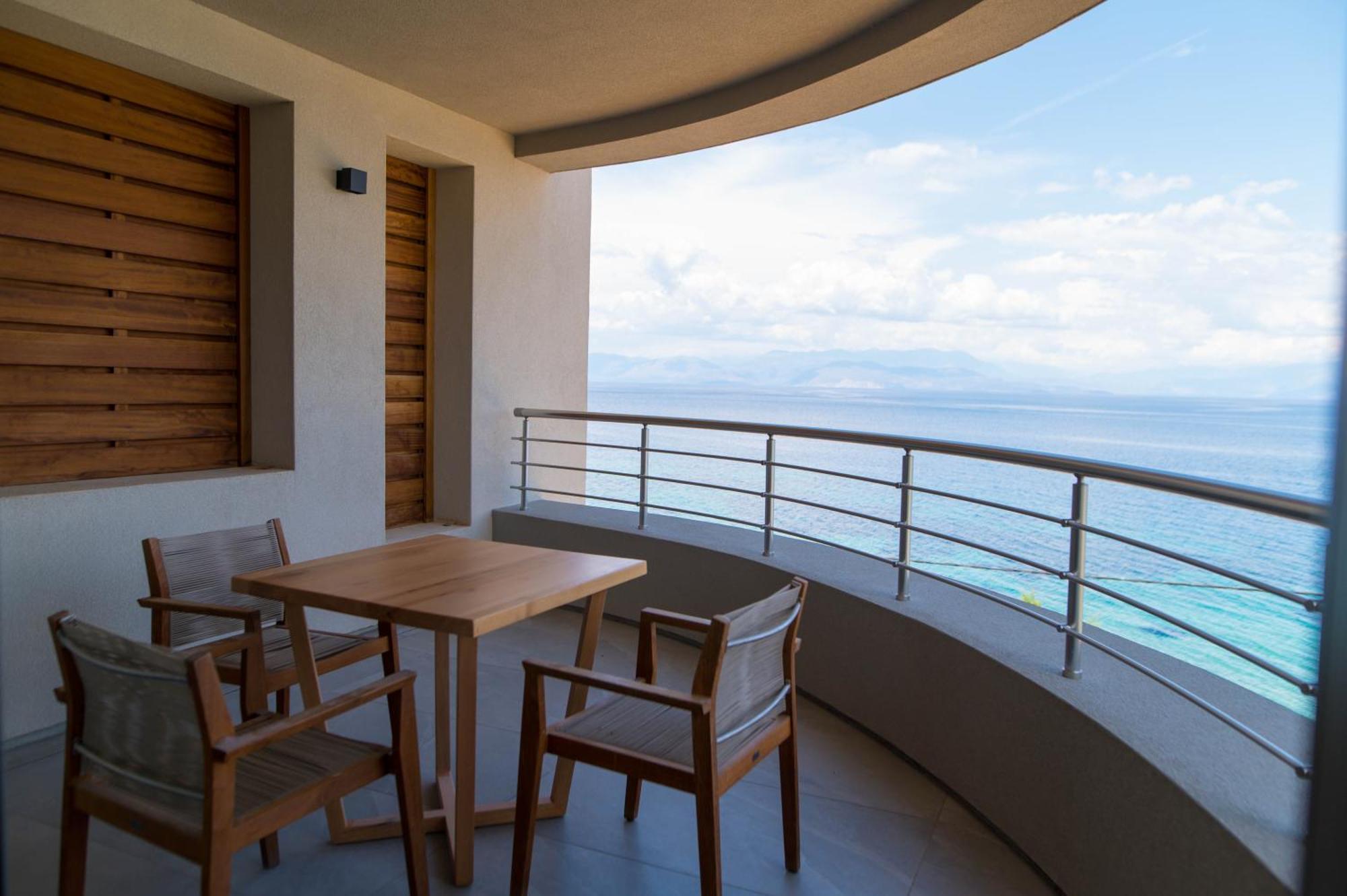 Alissachni Seaside Hotel 데르베니 외부 사진