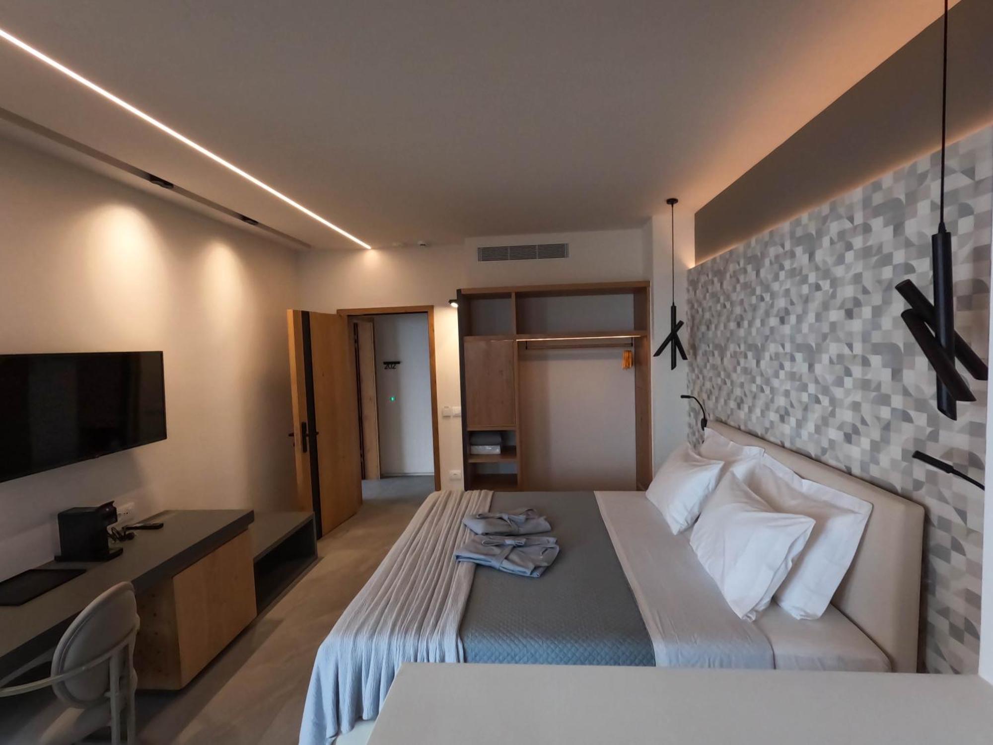 Alissachni Seaside Hotel 데르베니 외부 사진