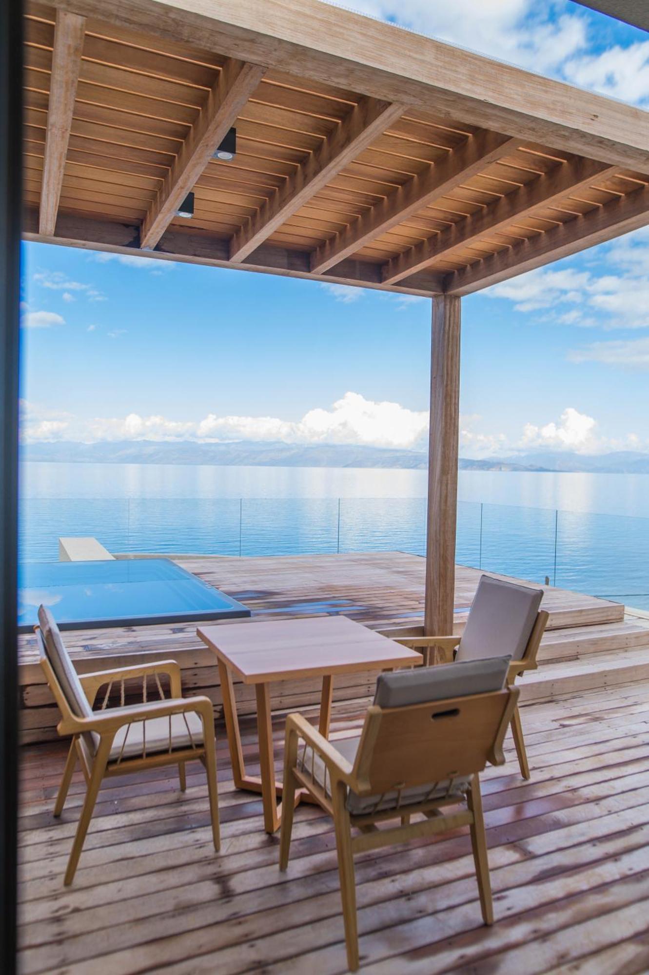 Alissachni Seaside Hotel 데르베니 외부 사진